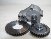 Насос масляный